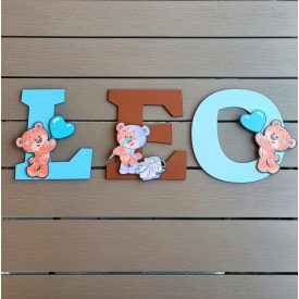 Dekorácia mena do detskej izby – s medvedími figúrkami