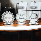 Personalizované drevené menovky na stôl – rôzne tvary
