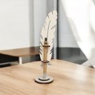 Drevený stojan na pero