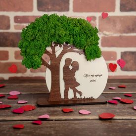   Strom lásky – personalizovaná drevená dekorácia s machom